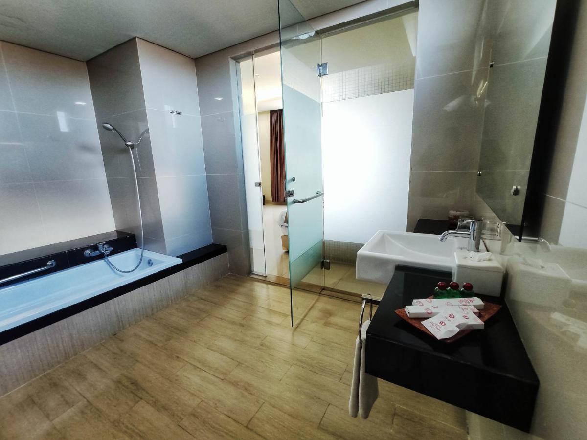 Grand Parama Hotel Tanjung Redep Εξωτερικό φωτογραφία